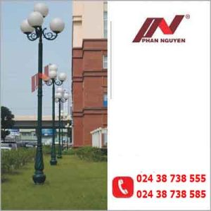 Cột đèn sân vườn Banian lắp tay chùm CH04 - 4 bóng