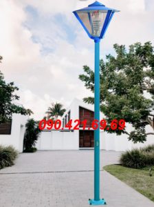 Cột đèn sân vườn Arlequin lắp đèn nón