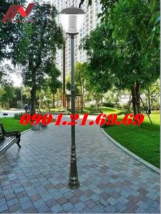Cột đèn sân vườn PINE lắp đèn Tuylip