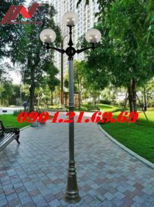 Cột đèn sân vườn PINE lắp tay chùm CH06 - 3 bóng