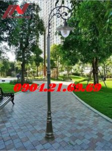 Cột đèn sân vườn PINE lắp tay chùm CH09 - 1 bóng treo