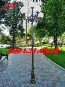 Cột đèn sân vườn PINE lắp tay chùm CH11 - 5 bóng