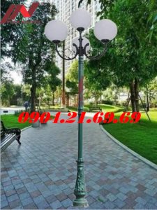 Cột đèn sân vườn Bamboo lắp đèn cầu