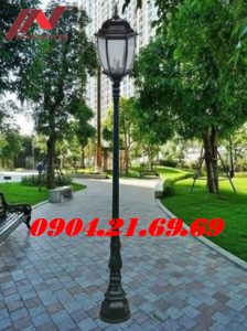 Cột đèn sân vườn DC02 lắp bóng Son