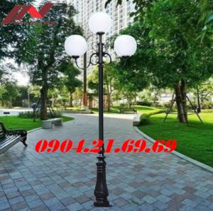 Cột đèn sân vườn DC06 lắp tay chùm CH08