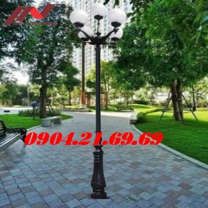 Cột đèn sân vườn DC06 lắp tay chùm CH07 - 5 bóng